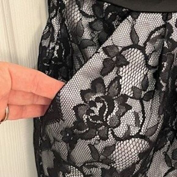 Snap Black and Lace Strapless Party Dress. Size Junior's 11 - Picture 5 of 9